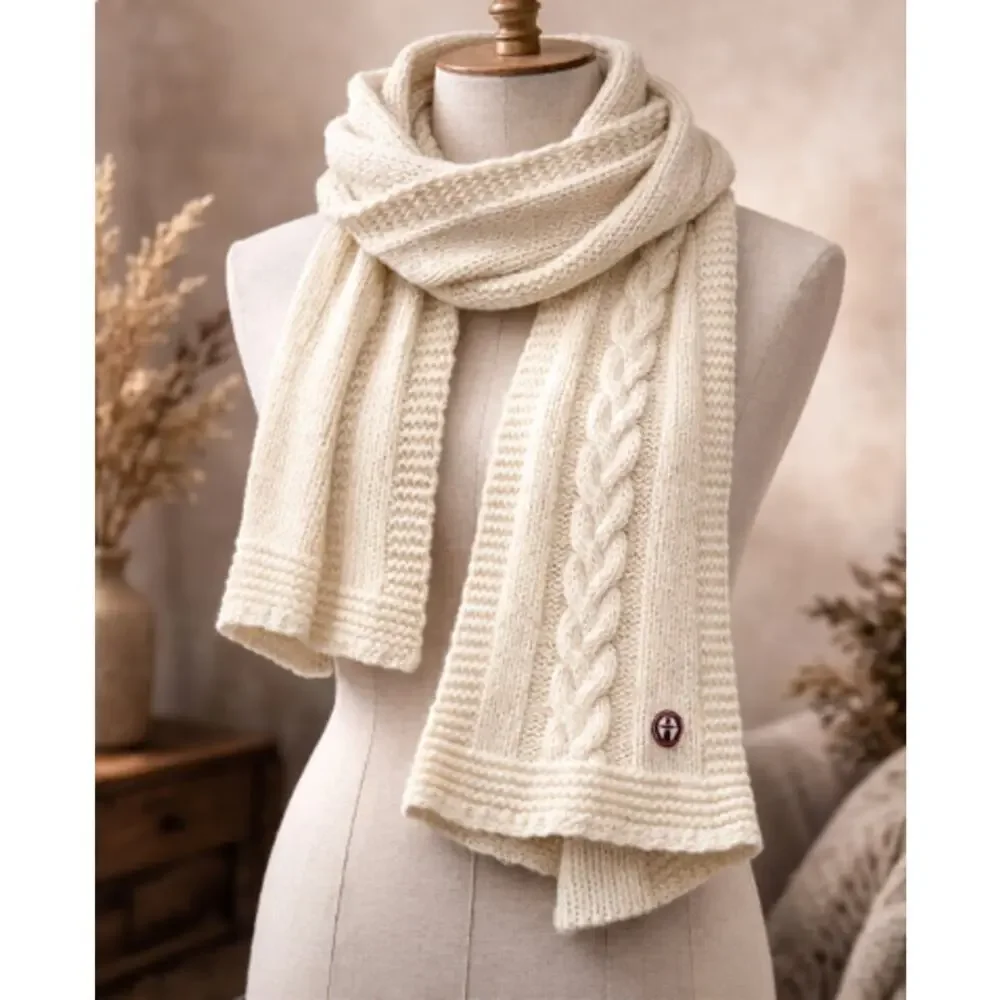 Etienne Aigner Cream Cable Knit Scarf Classic Winter Knit Ribbed Edge Logo